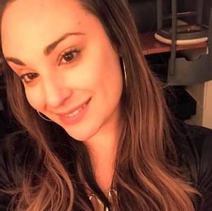 Meet your Posher, Alette